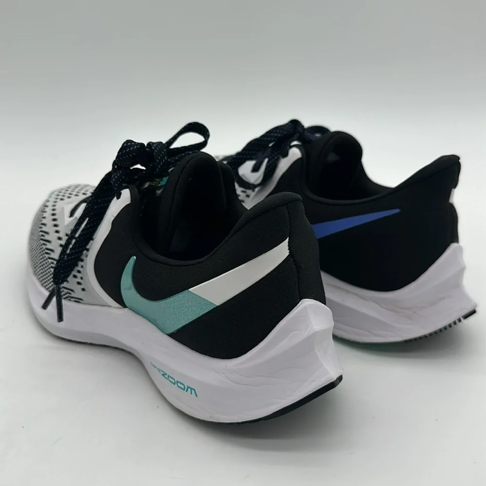 Nike Women's Size 7.5 Zoom Gray Winflo Runfast-Just Do It Sneakers